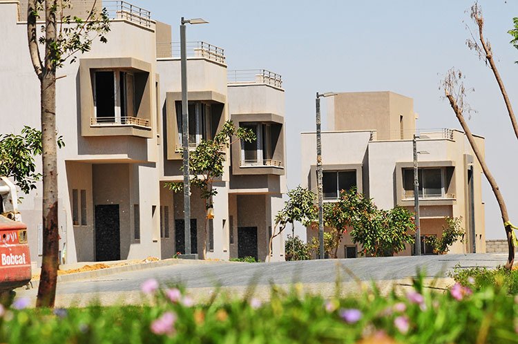 بينت هاوس للبيع ب فيلج جاردن قطامية القاهرة الجديدة 