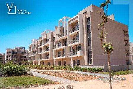 شقة 270 متر فيفث سكوير القاهرة الجديدة للبيع | تقسيط حتي 8 سنوات